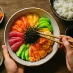 Ricetta chirashi sushi: come assemblare la bowl colorata che racconta il Giappone